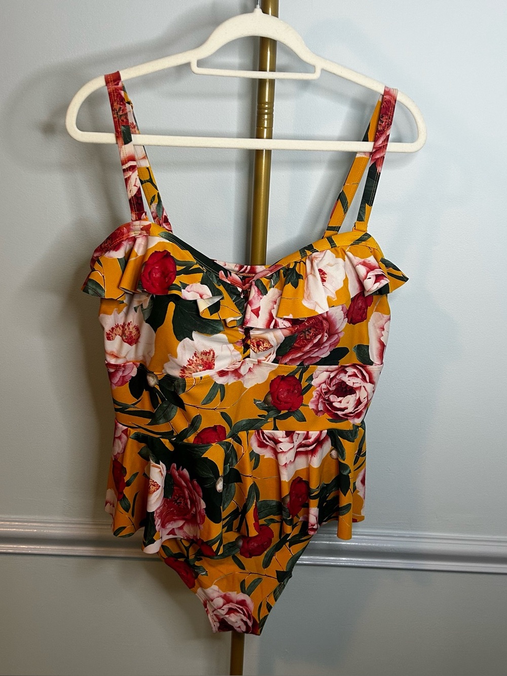 Torrid Yellow Peplum Floral Ruffle Padded One-Piece Swimsuit Size 2X